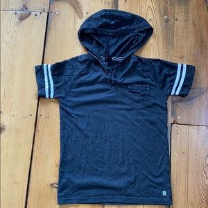 Boys hooded tee size 10/12